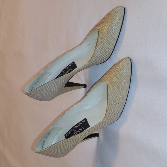 Vintage Stuart Weitzman Cream Colored Stiletto Heels - Picture 6 of 10